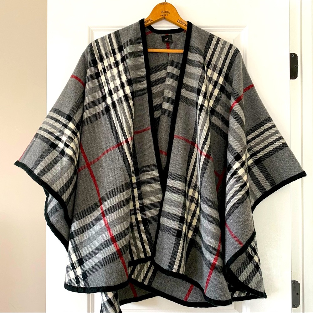 FRAAS Grey & Red Plaid Cape/Poncho/Car Blanket